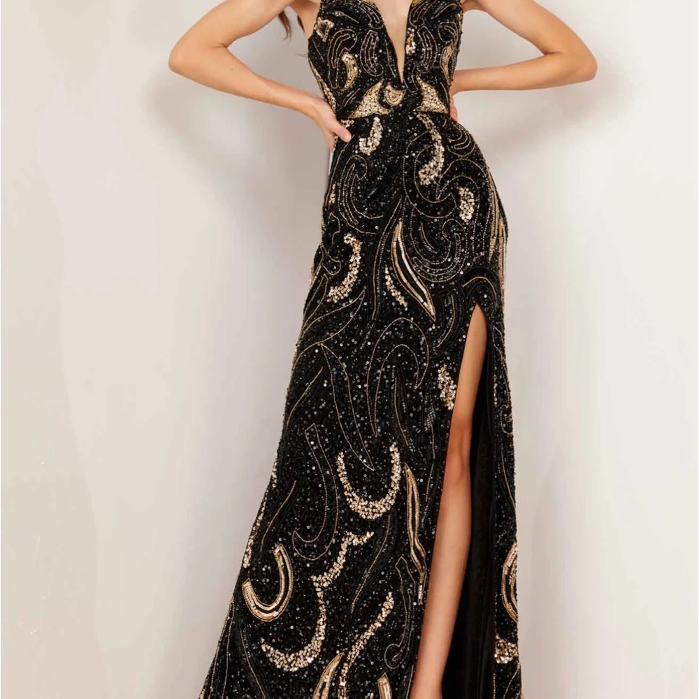 Elegant Black and Gold Prom Dress